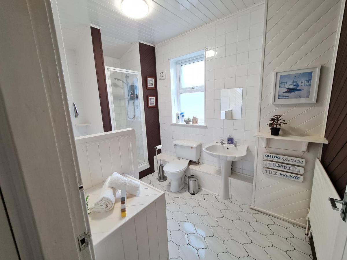 Large 3 Bed Flat, Free Parking Apartment Newcastle upon Tyne Luaran gambar